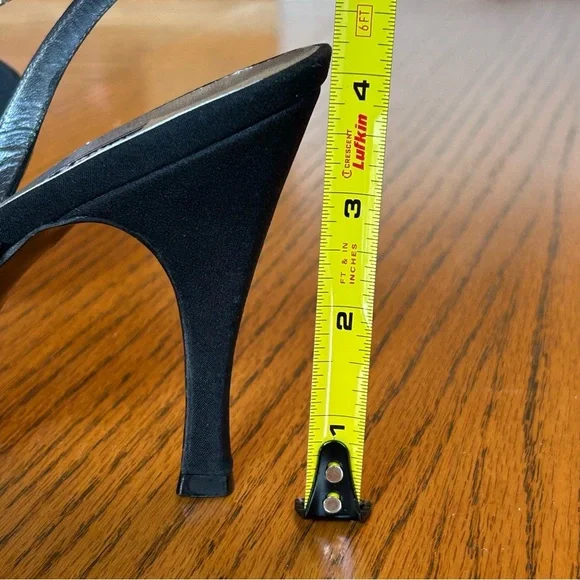 Stuart Weitzman Black Strappy Sandals Rhinestones on Strap & Buckle Size 9 - Picture 8 of 12